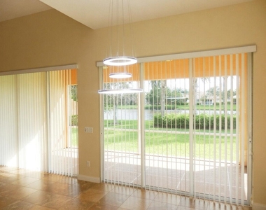 11547 Sw Rockingham Drive - Photo Thumbnail 7