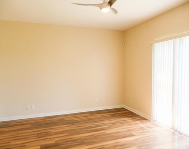 11547 Sw Rockingham Drive - Photo Thumbnail 13