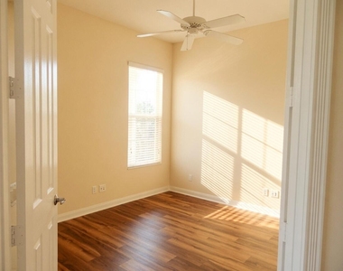 11547 Sw Rockingham Drive - Photo Thumbnail 17