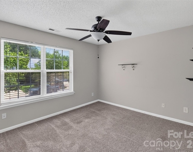 10745 Glenluce Avenue - Photo Thumbnail 19