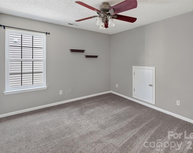 10745 Glenluce Avenue - Photo Thumbnail 22