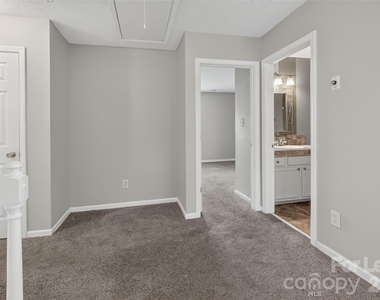 10745 Glenluce Avenue - Photo Thumbnail 13