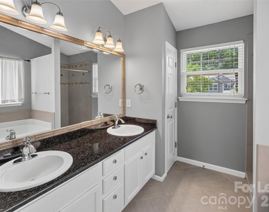 10745 Glenluce Avenue - Photo Thumbnail 17
