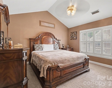 807 Clarkson Mill Court - Photo Thumbnail 9