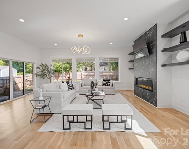 3008 Holt Street - Photo Thumbnail 5