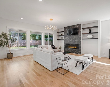 3008 Holt Street - Photo Thumbnail 3