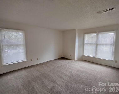 7366 Rose Terrace Court - Photo Thumbnail 13