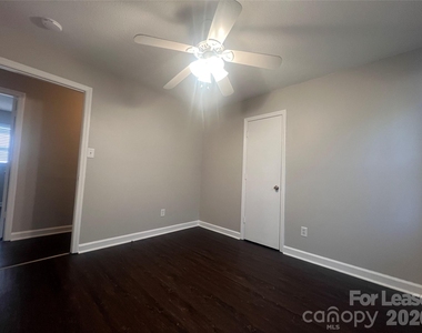 3605 Somerset Drive - Photo Thumbnail 8