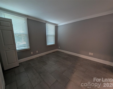 306 S Cedar Street - Photo Thumbnail 7