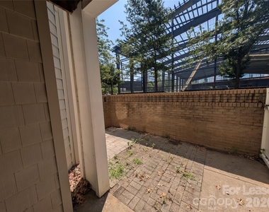 306 S Cedar Street - Photo Thumbnail 13