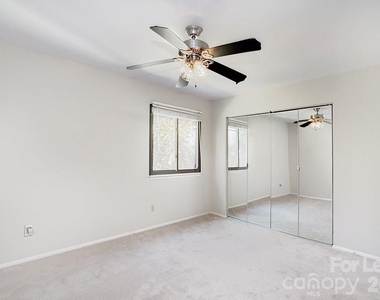 951 Hollywood Street - Photo Thumbnail 15