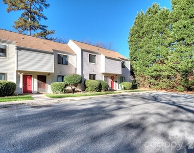 951 Hollywood Street - Photo Thumbnail 1