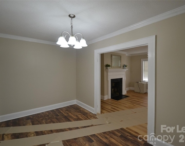 800 Arbor Street Ne - Photo Thumbnail 6
