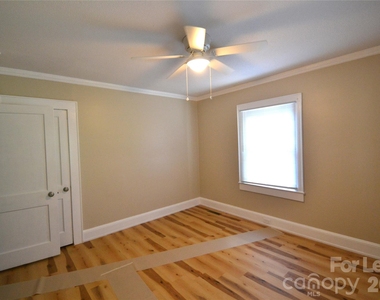 800 Arbor Street Ne - Photo Thumbnail 17