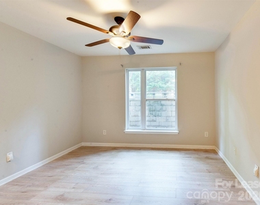 3729 Picasso Court - Photo Thumbnail 21
