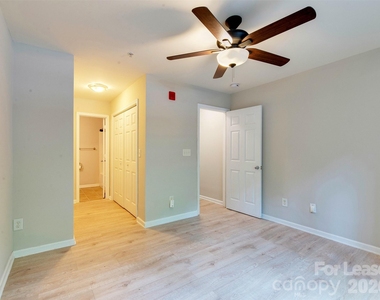 3729 Picasso Court - Photo Thumbnail 22