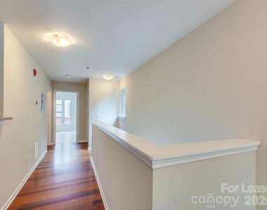 3729 Picasso Court - Photo Thumbnail 14