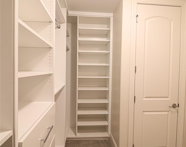 4625 Piedmont Row Drive - Photo Thumbnail 15