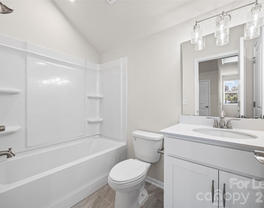 5640 Kingspan Drive - Photo Thumbnail 30