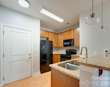 630 Calvert Street - Photo Thumbnail 8