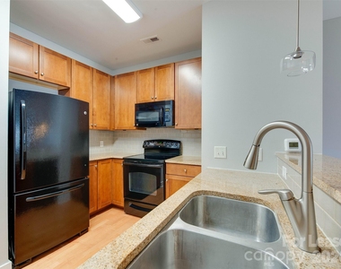 630 Calvert Street - Photo Thumbnail 9