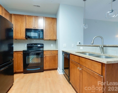630 Calvert Street - Photo Thumbnail 6