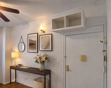 415 West 47th Street  - Photo Thumbnail 1