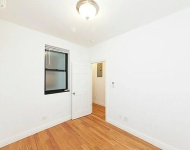 749 9th Avenue - Photo Thumbnail 3