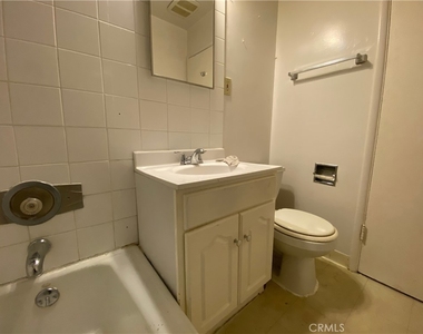 49 N Craig Avenue - Photo Thumbnail 5