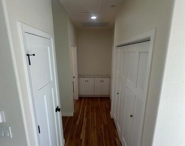 1150 W 1st Street - Photo Thumbnail 6