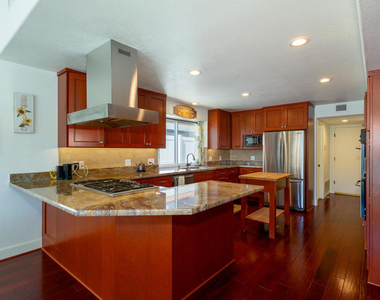 2411 Monaco Drive - Photo Thumbnail 2