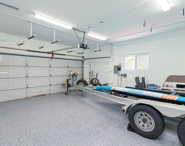 2411 Monaco Drive - Photo Thumbnail 31