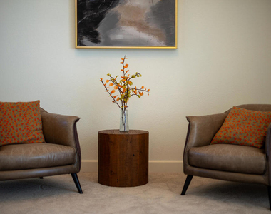 2411 Monaco Drive - Photo Thumbnail 7