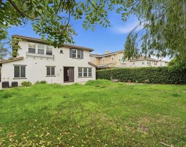 348 Brister Park Court - Photo Thumbnail 18