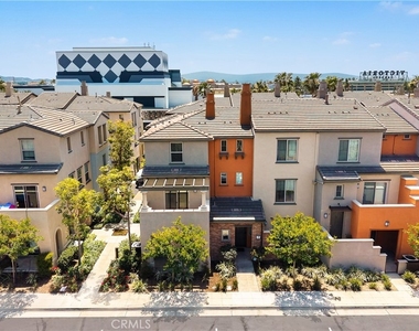 12466 Canal Drive - Photo Thumbnail 2