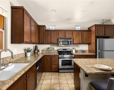 12466 Canal Drive - Photo Thumbnail 22