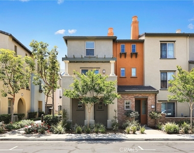 12466 Canal Drive - Photo Thumbnail 3