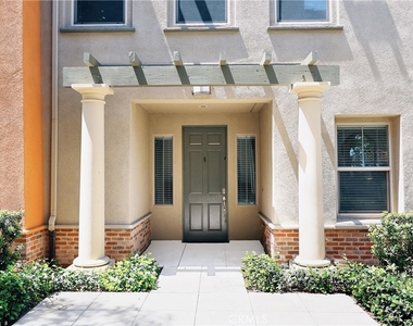 12466 Canal Drive - Photo Thumbnail 7