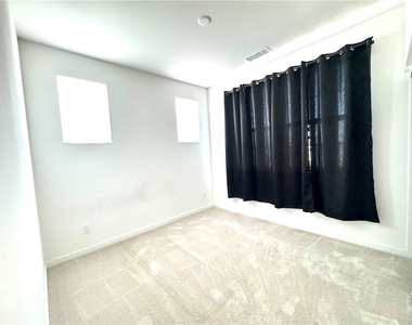 4422 S Bryant Paseo - Photo Thumbnail 16