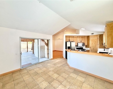 22988 Joaquin Ridge Drive - Photo Thumbnail 9