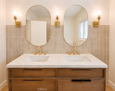 4775 Regalo Road - Photo Thumbnail 15