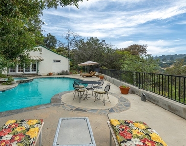 11446 Amanda Drive - Photo Thumbnail 42
