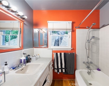 11446 Amanda Drive - Photo Thumbnail 17