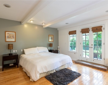 11446 Amanda Drive - Photo Thumbnail 24