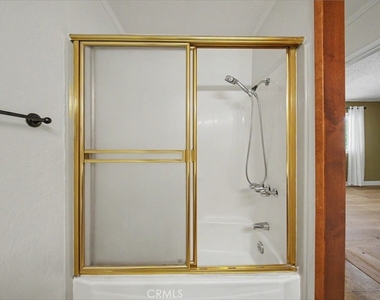 21019 Gresham St. - Photo Thumbnail 16