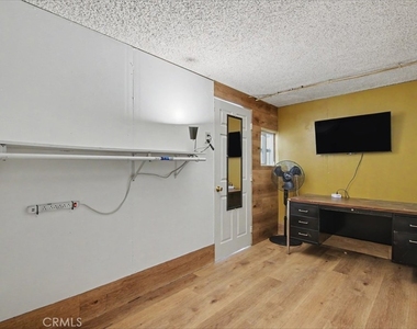 21019 Gresham St. - Photo Thumbnail 22