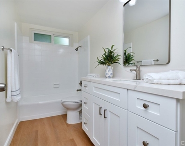 7006 Helmsdale Road - Photo Thumbnail 28