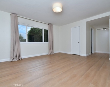 7006 Helmsdale Road - Photo Thumbnail 24