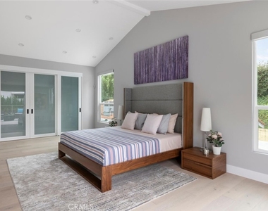 4731 Topanga Canyon Boulevard - Photo Thumbnail 24