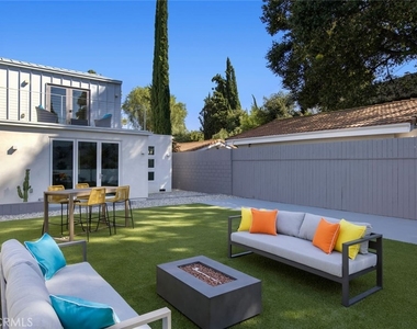 4731 Topanga Canyon Boulevard - Photo Thumbnail 36